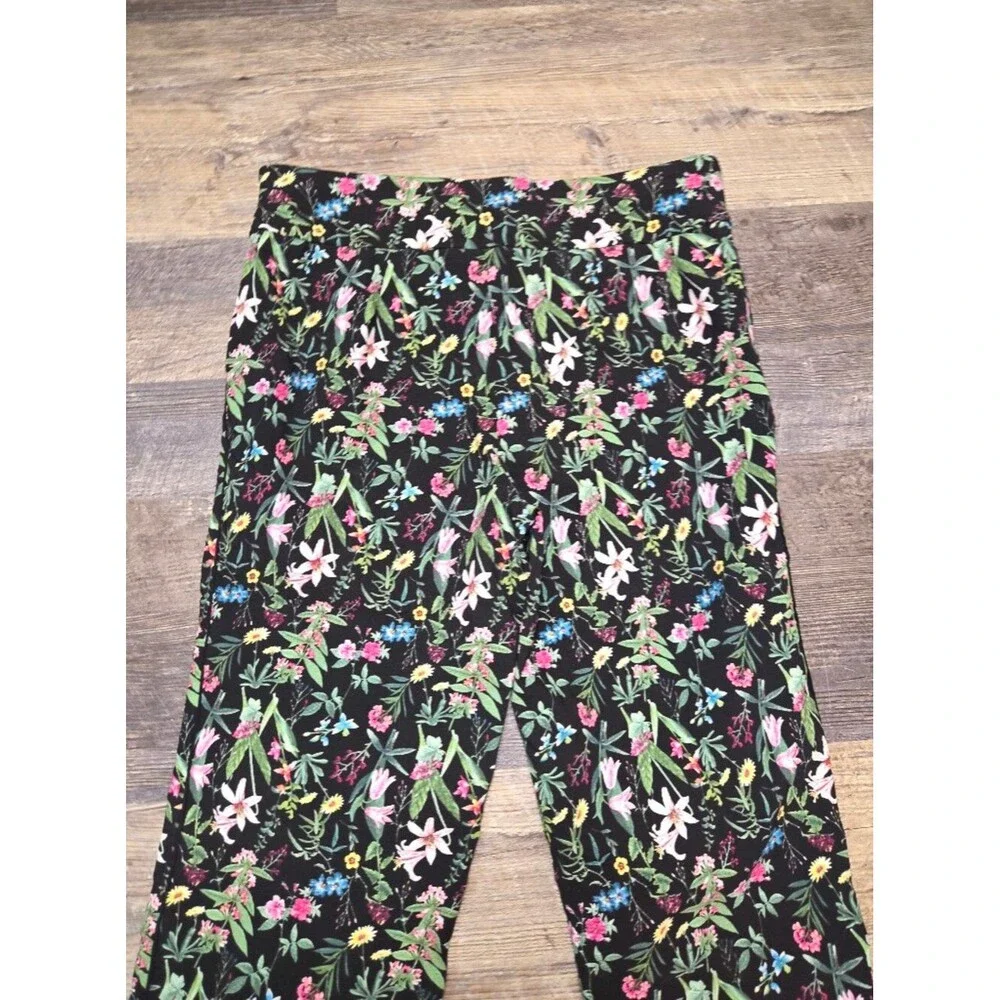 Roz & Ali Floral Stretch Cropped Pants